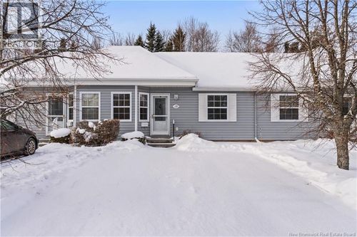 19 Firmin Cres, Dieppe, NB, E1A7T1 | Card Image
