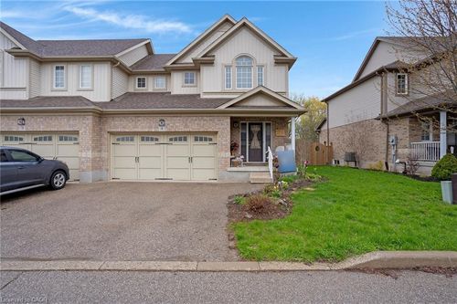 4-214 Snyder'S Rd E, Baden, ON, N3A0A6 | Card Image