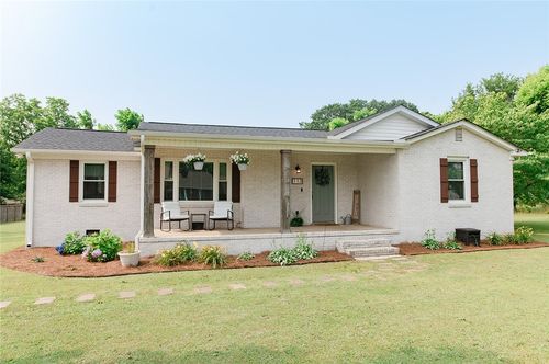 113 Hardy St, williamston, SC, 29697-1327 | Card Image