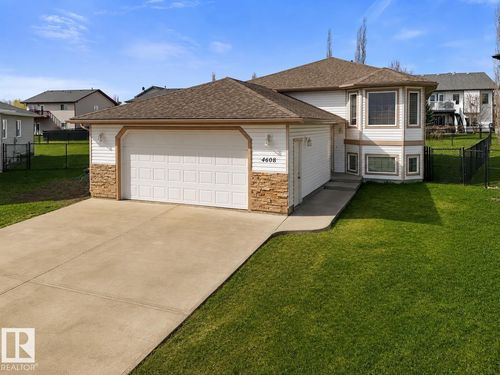 4608 39 St, Drayton Valley, AB, T7A0A8 | Card Image