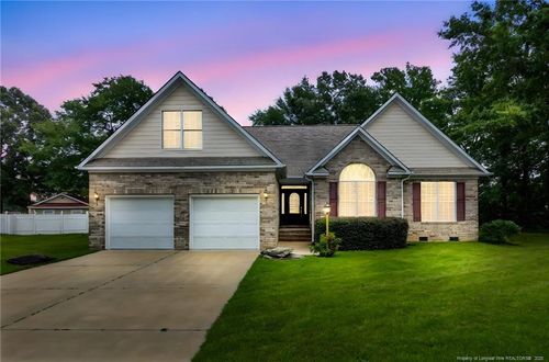 1519 Deanscroft Pl, Fayetteville, NC, 28314-1832 | Card Image