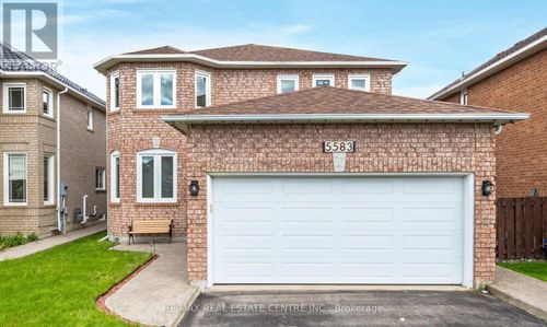 5583 Loonlake Ave, Mississauga, ON, L5V2E4 | Card Image