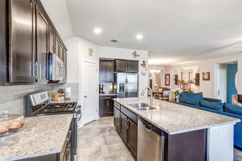 231 Windswept Way, Kyle, TX, 78640-2077 | Card Image