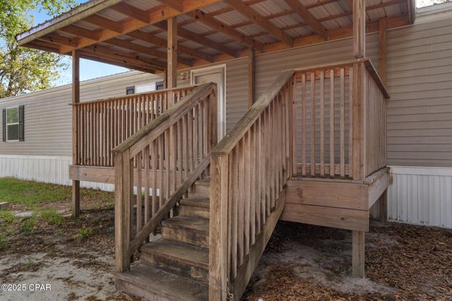 4314 Huckleberry Ln, House other with 3 bedrooms, 2 bathrooms and null parking in Southport FL | Image 4