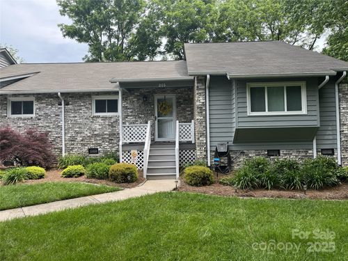 205-205 Wellington Hills Cir, Salisbury, NC, 28147-7957 | Card Image