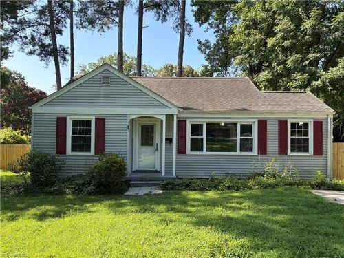 2321 Fortune Ln, Greensboro, NC, 27408-5411 | Card Image