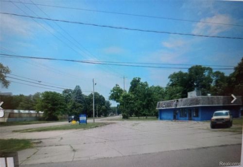 3004 Michigan Ave W, Battle Creek, MI, 49037-1141 | Card Image