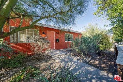 951 N Hoover St, Los Angeles, CA, 90029-3045 | Card Image