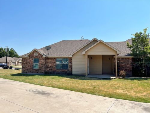 122 Sunburst Ct, Weatherford, TX, 76087-8911 | Card Image