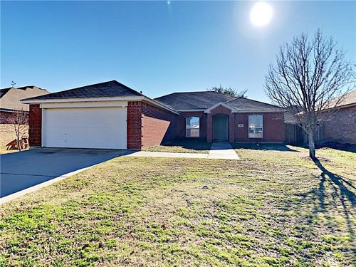 960 Crowder Dr, Crowley, TX, 76036-3657 | Card Image