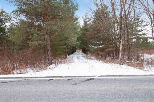 1693 Wales Center Rd, Wales, MI, 48027-2505 | Card Image