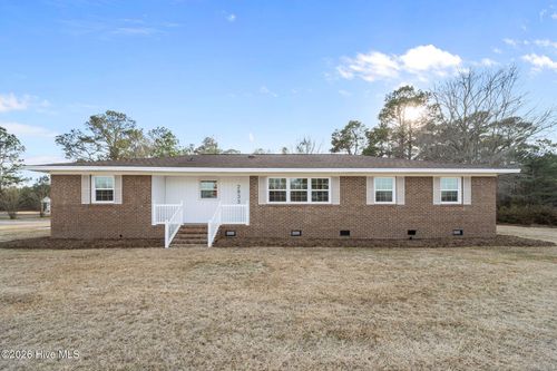 2833 S Nc-41 And 50 Hwy, Chinquapin, NC, 28521 | Card Image