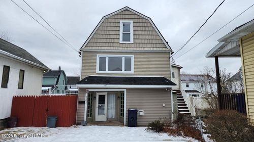 143 Fort St, Forty Fort, PA, 18704-5048 | Card Image