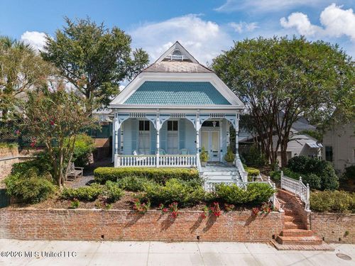 507 Orleans Street, Natchez, MS, 39120 | Card Image