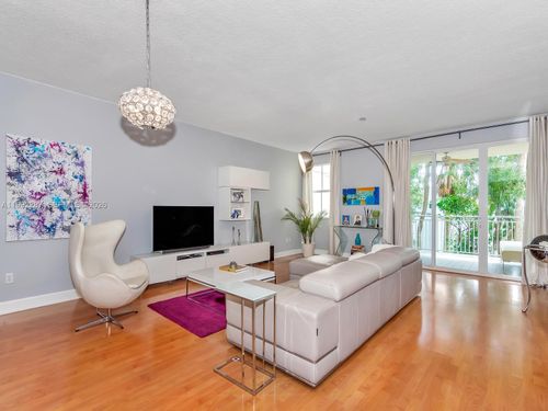 209-7542 Sw 102nd St, Pinecrest, FL, 33156-3135 | Card Image