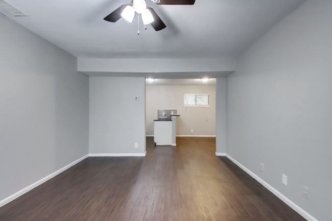 APT-109 - 303 W 40 Th St, Condo with 2 bedrooms, 1 bathrooms and 2 parking in Austin TX | Image 9