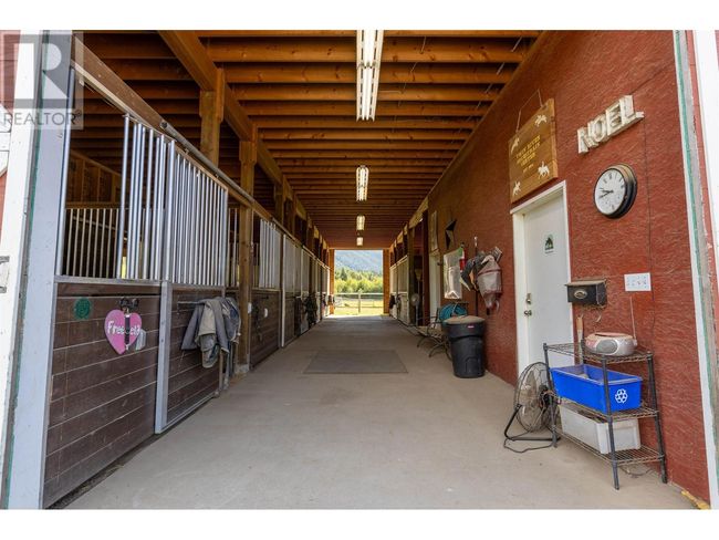 1920 Laurel St, House other with 4 bedrooms, 4 bathrooms and null parking in Terrace BC | Image 34