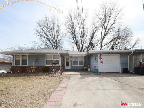 5239 W Benton Street, Lincoln, NE, 68524 | Card Image