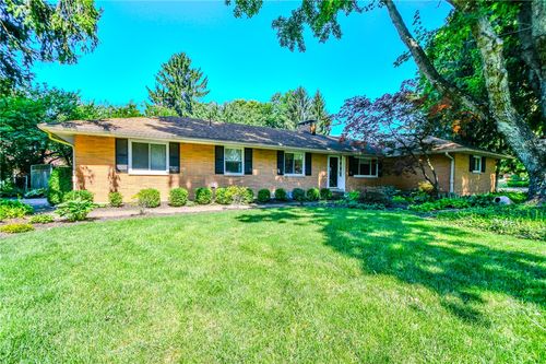 101 Laurelann Dr, Kettering, OH, 45429-5331 | Card Image