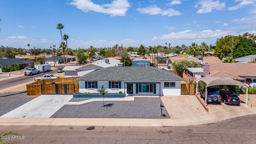 9044 N 16th Dr, Phoenix, AZ, 85021-2917 | Card Image