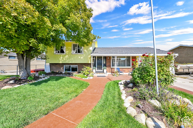 Kiowa Ct, West Valley City, UT 84120