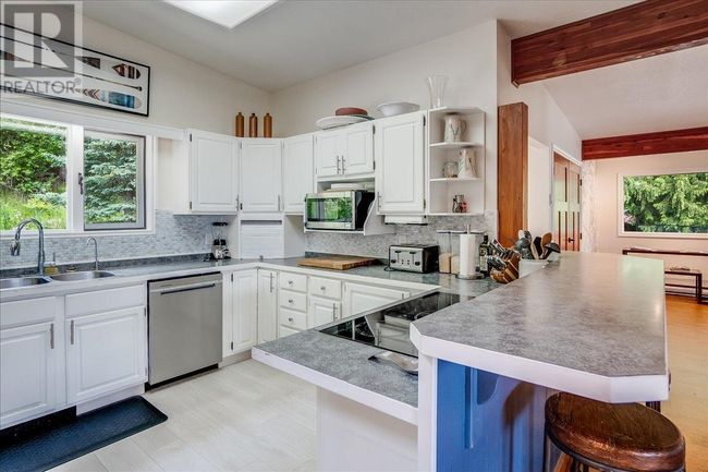 3450 Davidson Road, House other with 4 bedrooms, 5 bathrooms and 6 parking in Ainsworth BC | Image 26