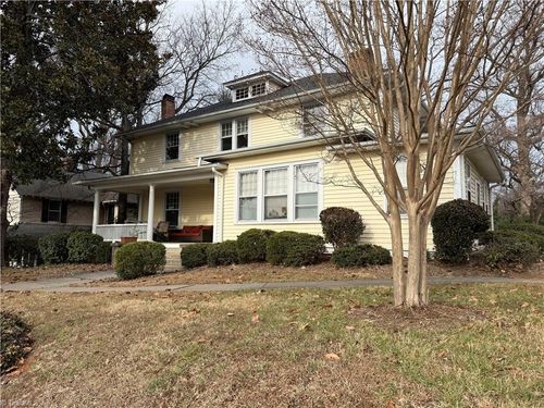 apt-2-1301 Clover St, Winston Salem, NC, 27101-1145 | Card Image