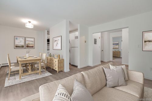 apt-c-1 Locust Ct, Fishkill, NY, 12524-2632 | Card Image