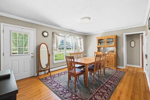 214 Trondheim Rd, Kenyon, MN, 55946-1403 | Card Image