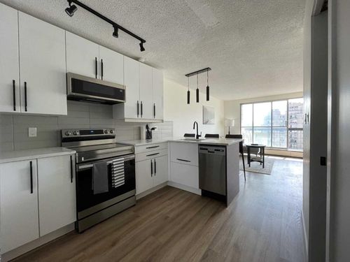703-340 14 Ave Sw, Calgary, AB, T2R1H4 | Card Image