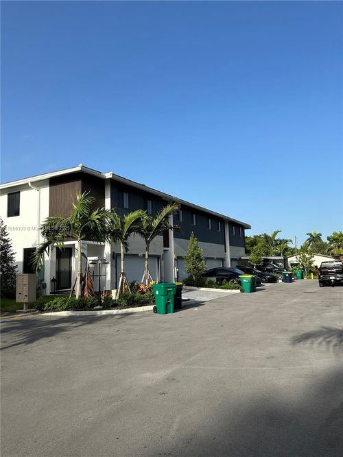 2c-4627 Sw 32nd Ave, Fort Lauderdale, FL, 33312-6948 | Card Image