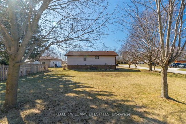 20 Park Lane, House other with 3 bedrooms, 2 bathrooms and 4 parking in Forest ON | Image 37