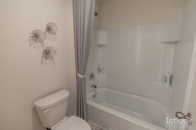 7692 W 105 Th Pl, Home with 4 bedrooms, 3 bathrooms and null parking in Saint John IN | Image 26