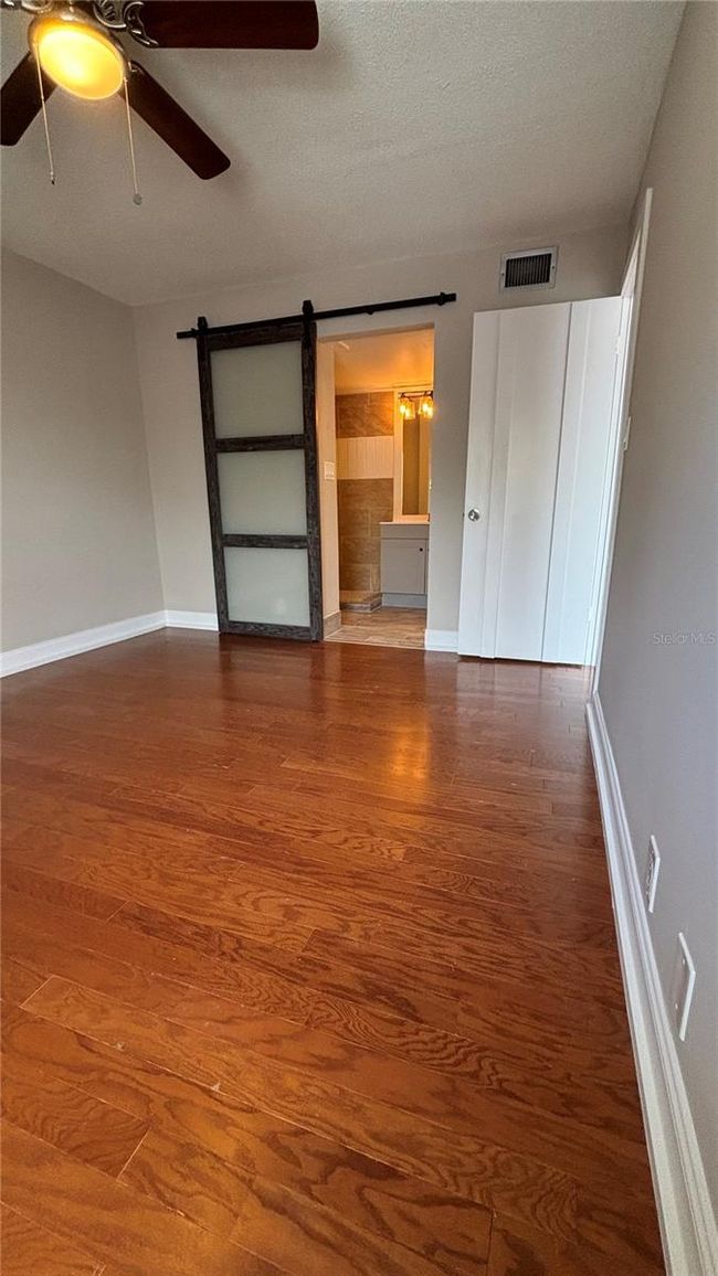 APT-210 - 2763 Woodgate Ln, Condo with 2 bedrooms, 2 bathrooms and null parking in SARASOTA FL | Image 21
