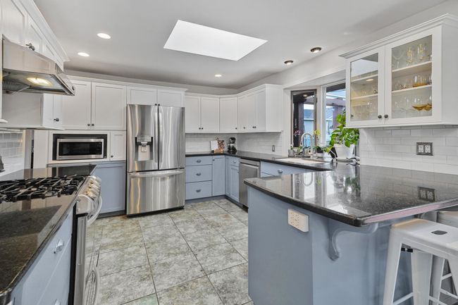 779 Adiron Ave, House other with 4 bedrooms, 3 bathrooms and 2 parking in Coquitlam BC | Image 10