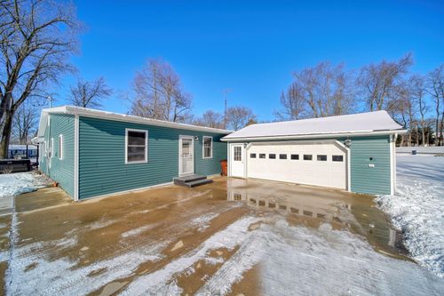 10902 Devils Lake Hwy, Addison, MI, 49220 | Card Image