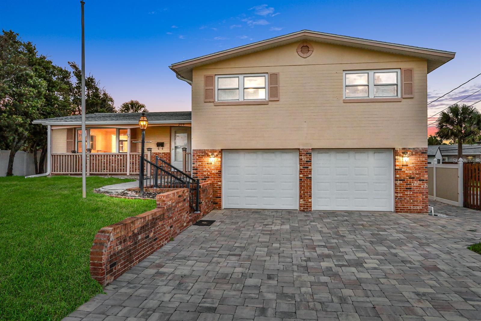 Standish Dr, Ormond Beach, FL 32176