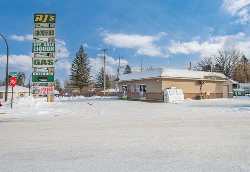 504 Powell Avenue, Coleraine, MN, 55722 | Card Image