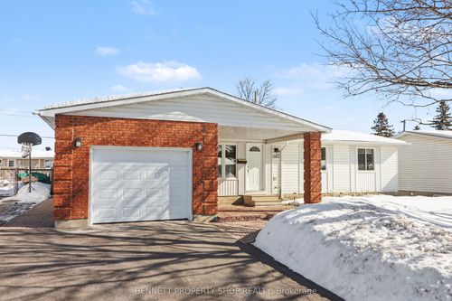 1503 Blackheath Street, Orleans - Cumberland and Area, ON, K1E1K6 | Card Image