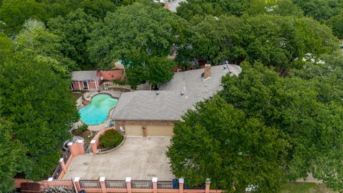 2033 Wanderlust Dr, Lewisville, TX, 75067-7414 | Card Image