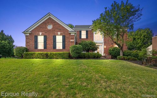 1909 Catlin Dr, Rochester, MI, 48306-4594 | Card Image