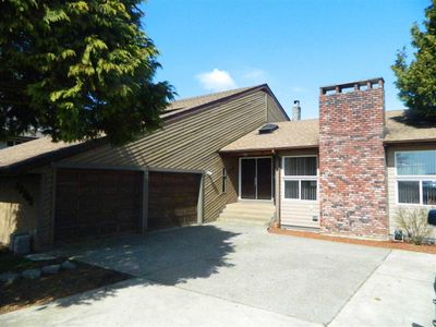 33709 Cherry Ave, House other with 7 bedrooms, 4 bathrooms and 8 parking in Mission BC | Image 1