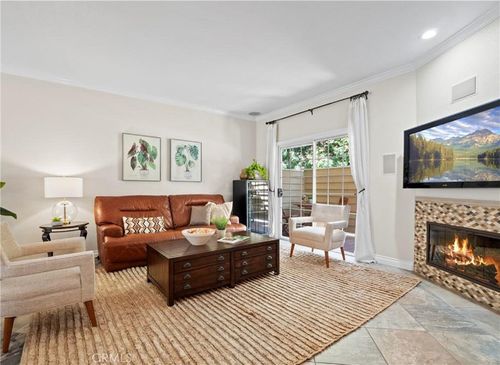 3-300 Alpine St, Pasadena, CA, 91106 | Card Image