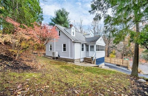 346 Middlebury Rd, Middlebury, CT, 06762-2601 | Card Image