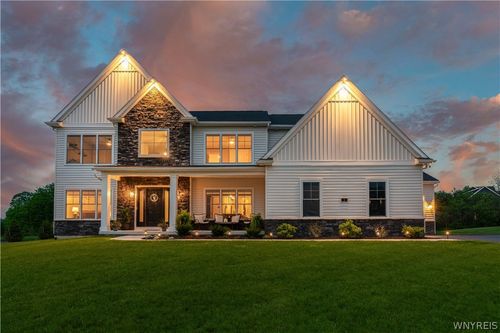3 Blue Heron Dr, Orchard Park, NY, 14127-3078 | Card Image