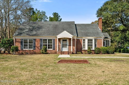 219 E Ridge St, Rose Hill, NC, 28458-8363 | Card Image