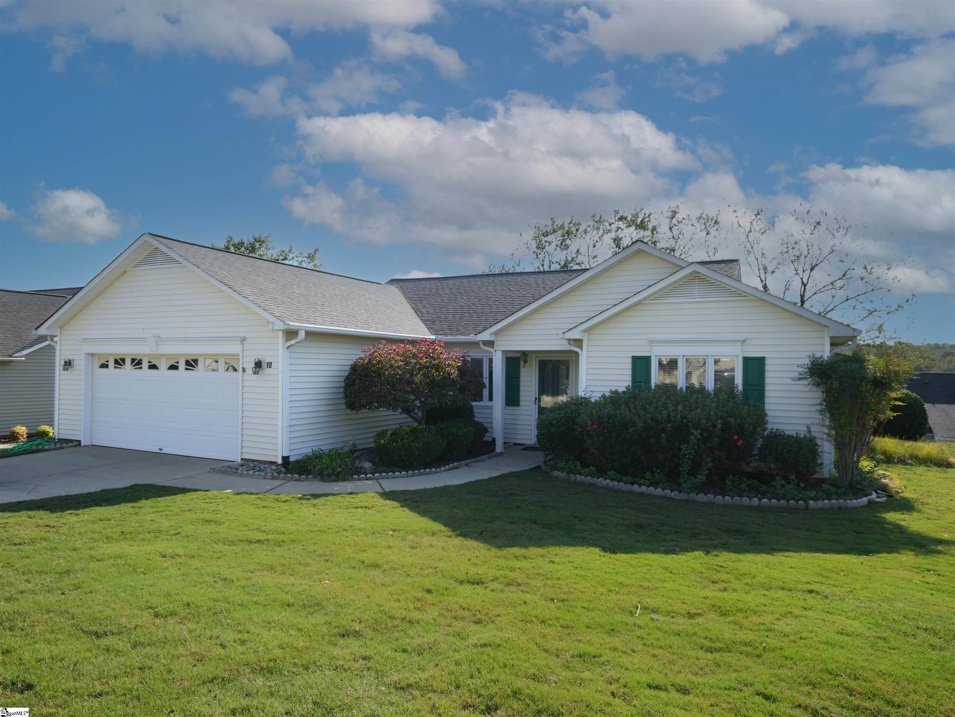 Sunbriar Dr, Greenville, SC 29615