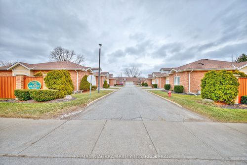 10-4300 Kalar Rd, Niagara Falls, ON, L2H1S8 | Card Image