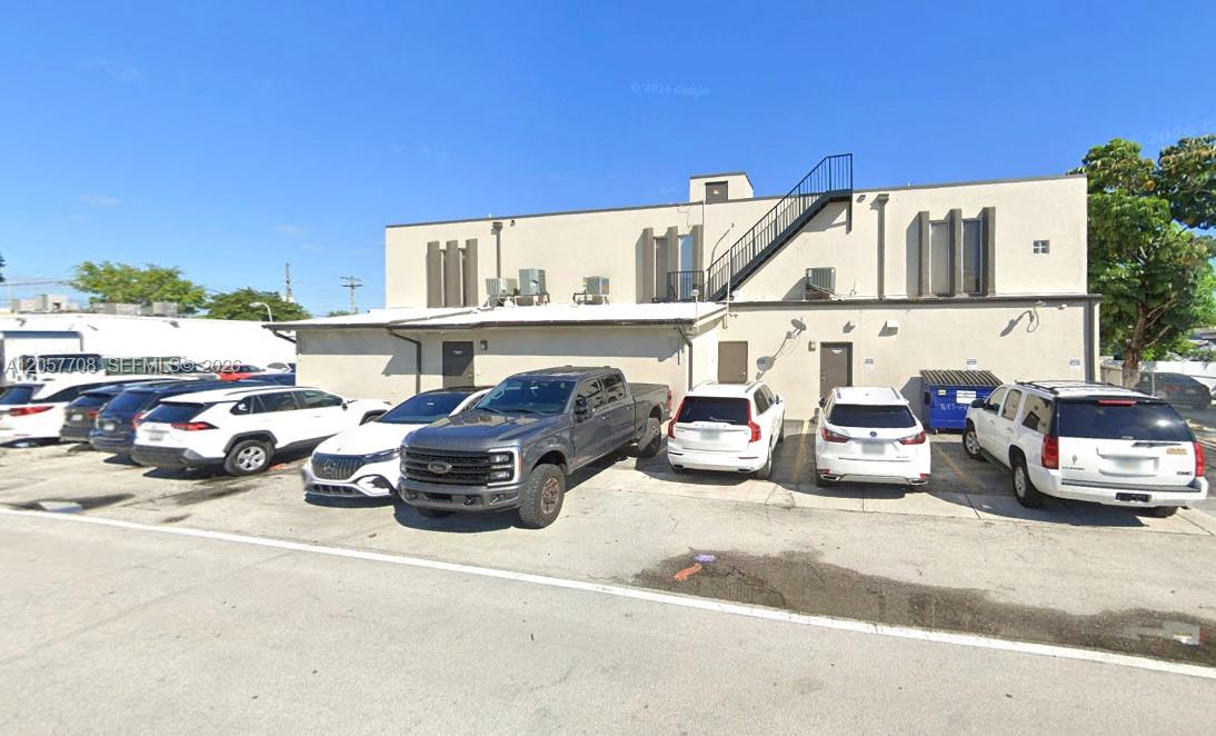 Commercial Sale in Hialeah 3