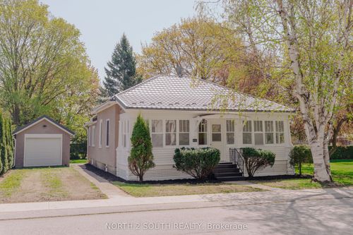 40 Sparling St, Seaforth, ON, N0K | Card Image